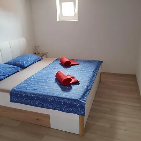 Apartament Frane Tribalj