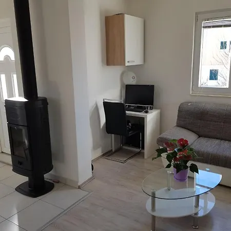 Frane Apartament